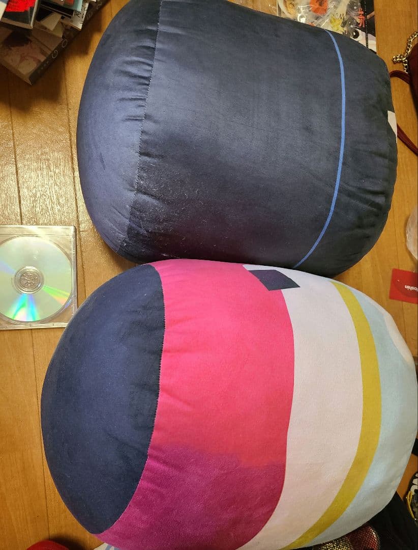 画像3枚　4点セットユーリ!!! on ICE　ぬいぐるみ