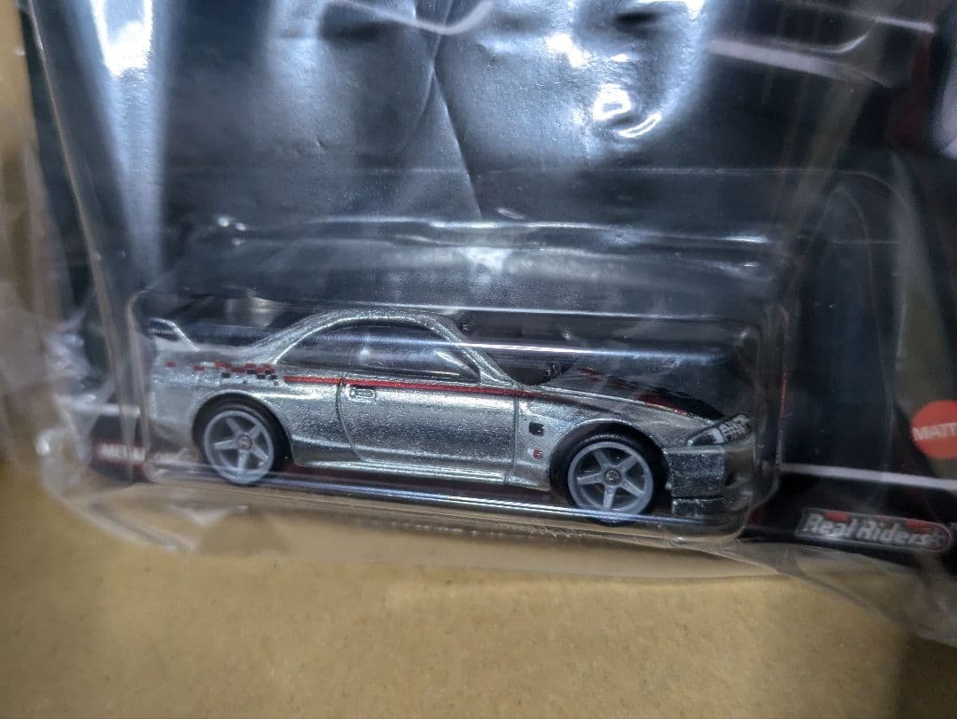 r*a様 日産 BCNR33 NISMO R-tune ホットウィールミニカー