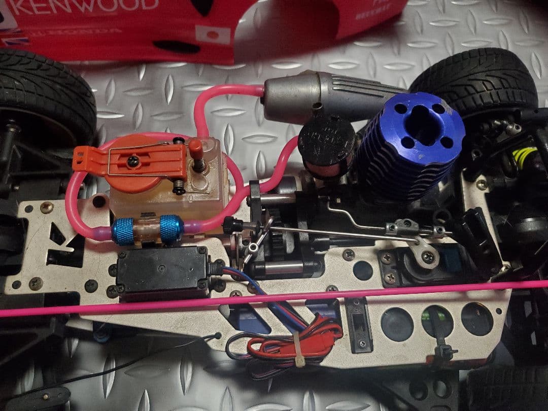 京商　スーパー10 FW04 エンジン　ラジコン