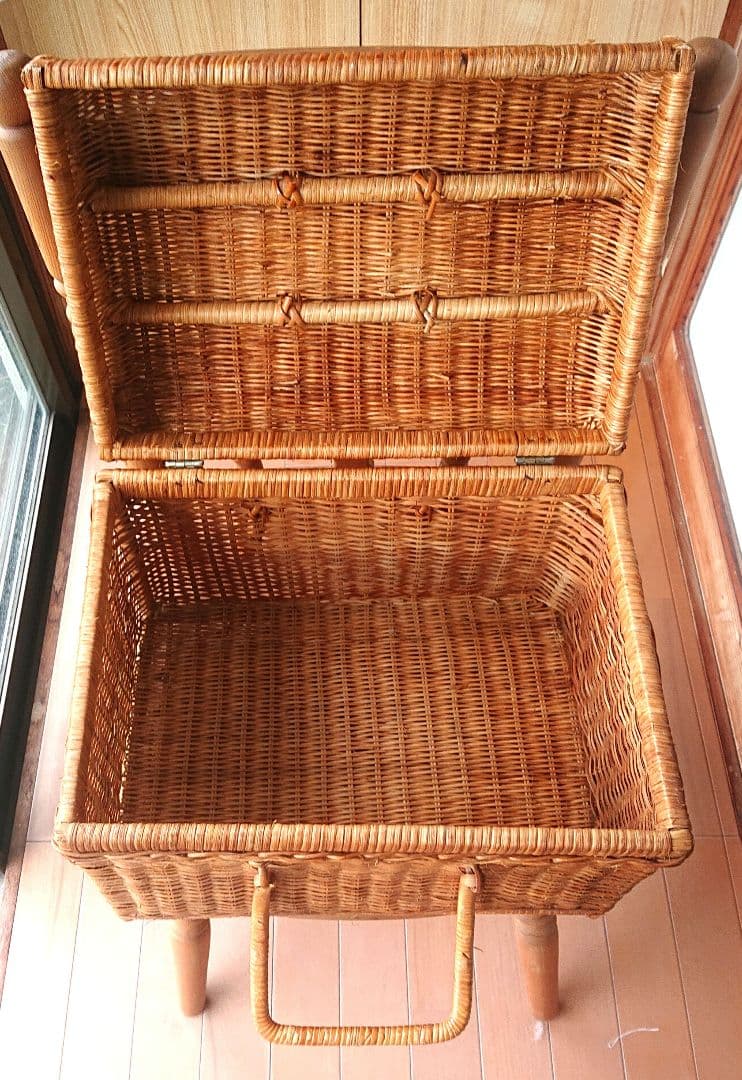 ペット用(小型)キャリーバッグ 蓋付き篭 インテリア