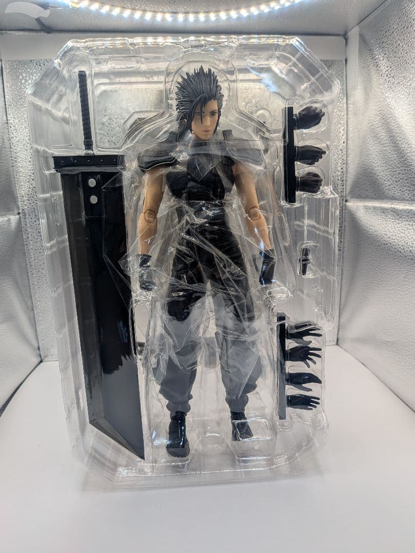 プレイアーツ改　ザックス