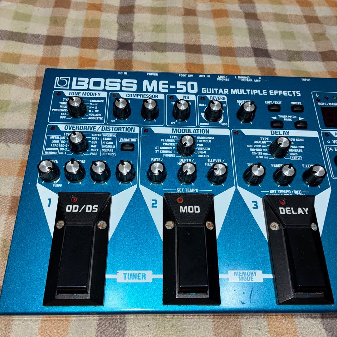 完動品　BOSS ME-50 マルチエフェクター