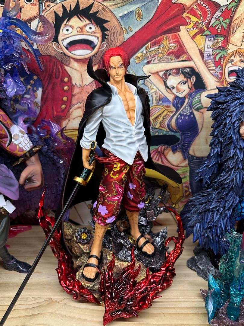 ワンピース フィギュア　シャンクス　赤髪のシャンクス　ガレージキット