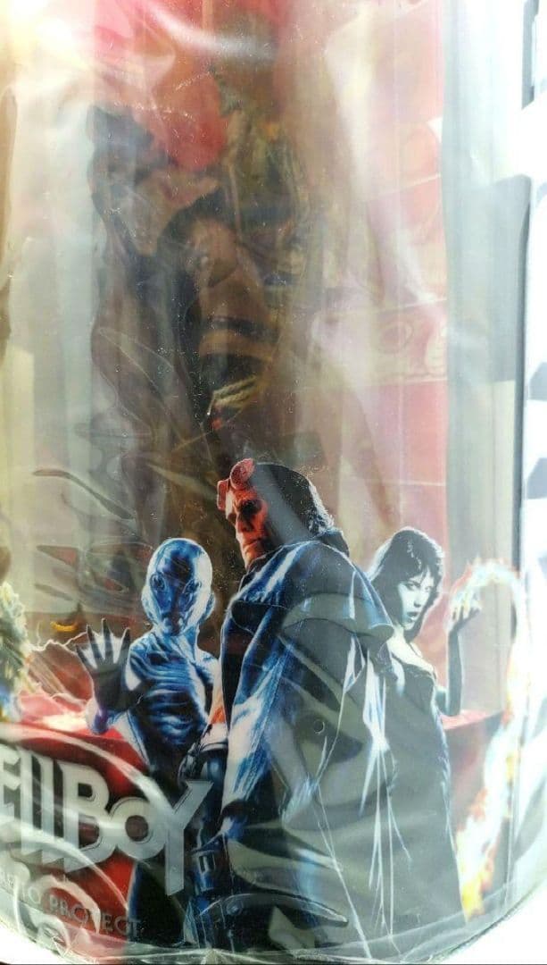 箱付き【未開封】ヘルボーイ 日本限定　スペシャル　オリジナル　フィギュア