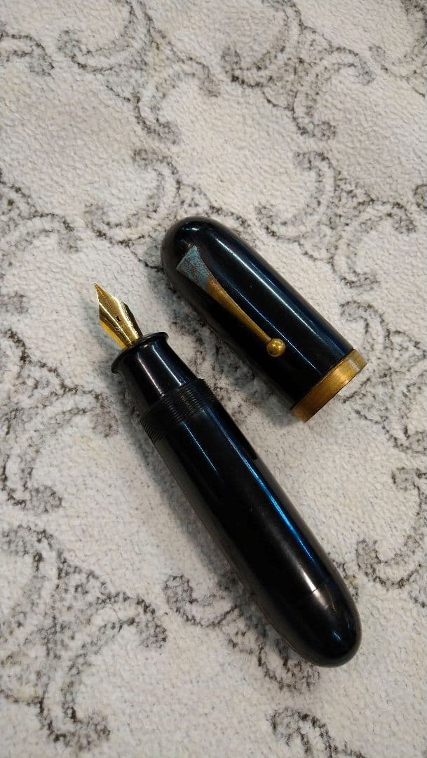 1001✡　極太万年筆　レトロ　万年筆　アンティーク