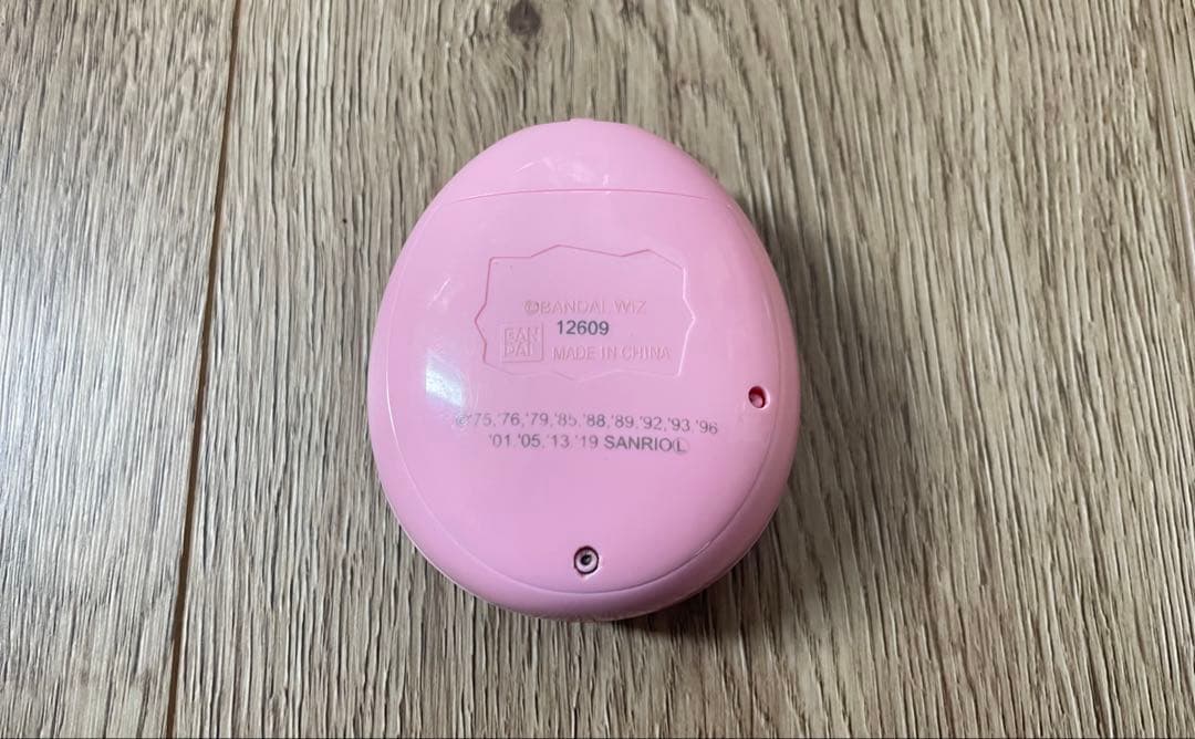 バンダイ たまごっちみーつ サンリオ　ピンク