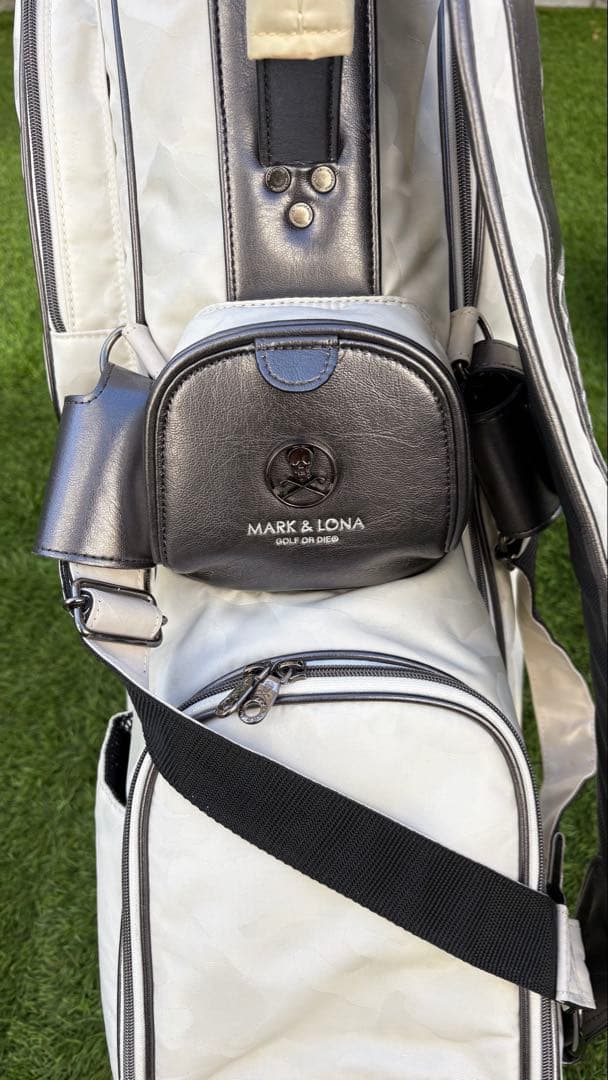 MARK & LONA ゴルフバッグ スタンド付き ホワイト