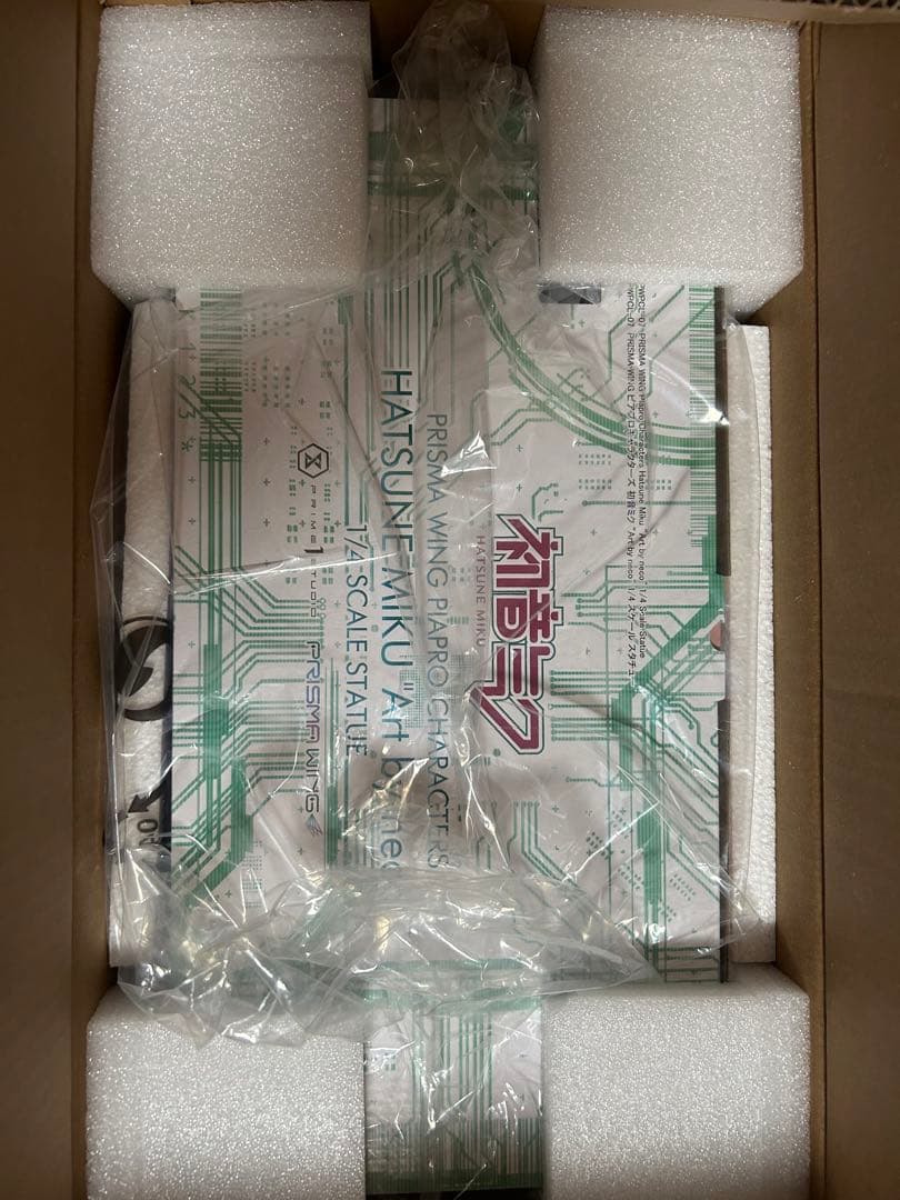 開封品　初音ミク“Art by neco” 1/4完成品フィギュア
