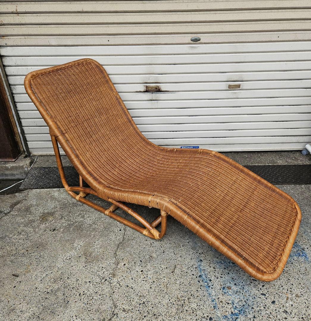 ヴィンテージ 古いラタンのシェーズロング 寝椅子 ソファ 古家具 藤 昭和レトロ