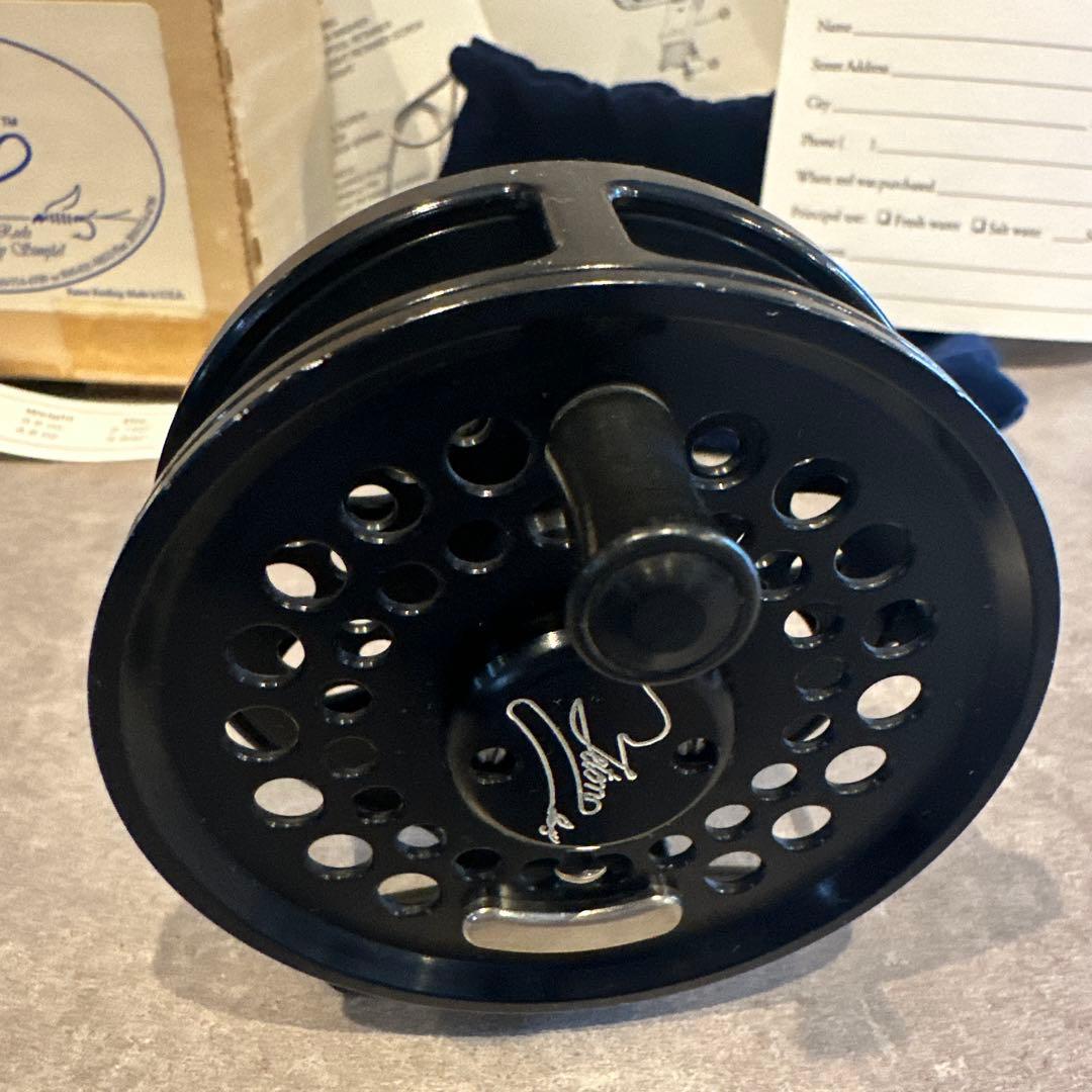 テトン　フライリール