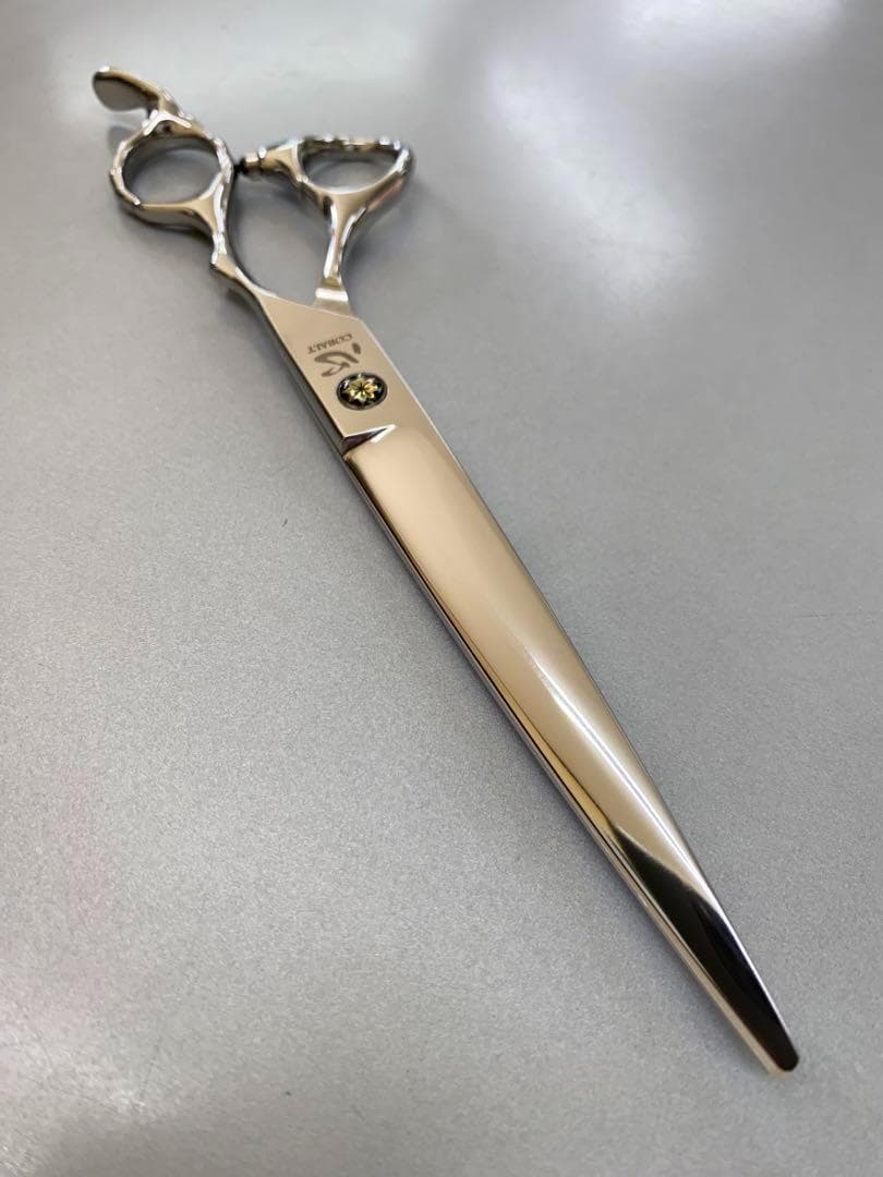 ７インチカットシザー　バリバリ切れる！オシャレなデザイン！理美容　はさみ