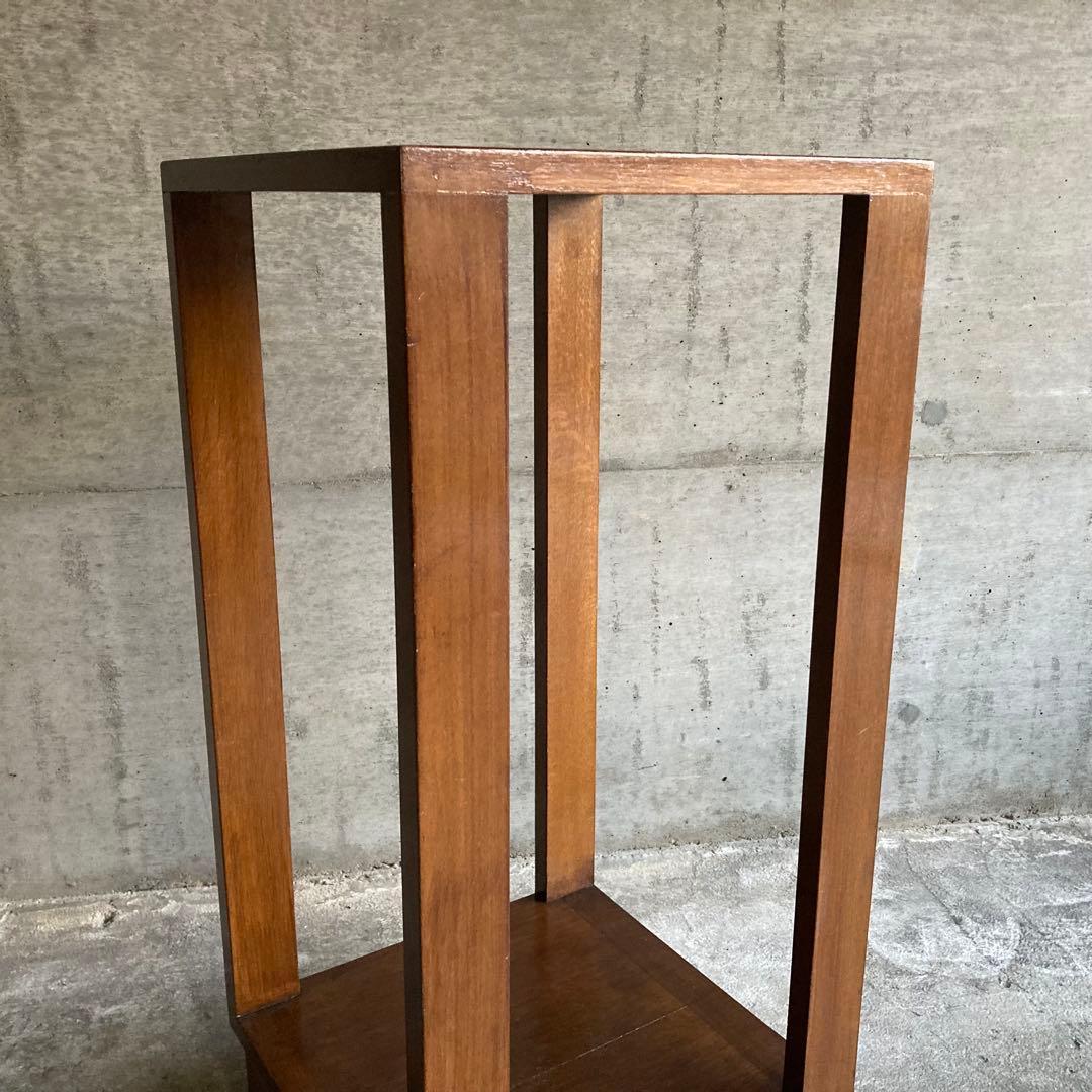 古い味のある飾り台 サイドテーブル 棚 シェルフ ラック スタンド 木製 レトロ