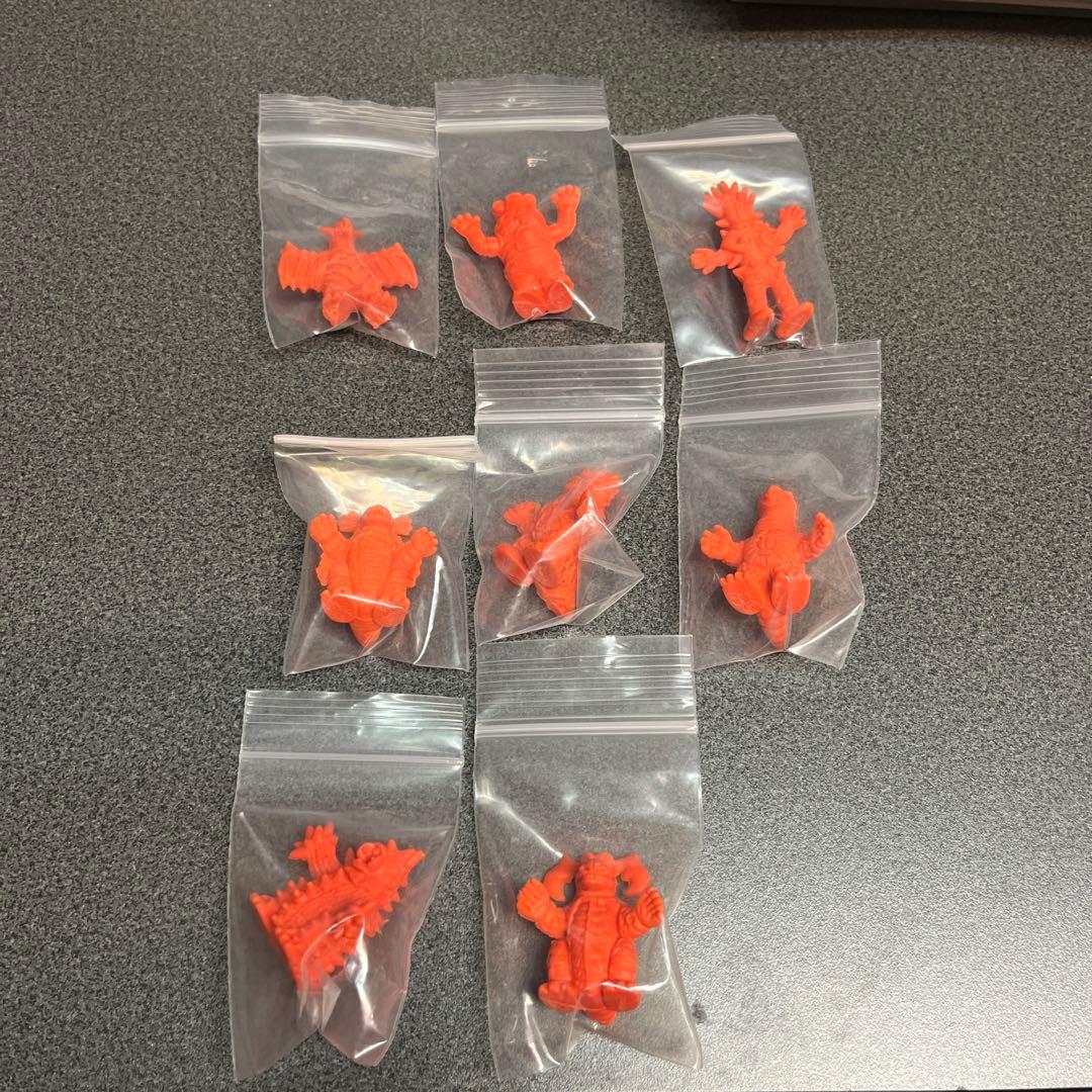 ウルトラマン怪獣消しゴムレア物青、橙、緑。バラ売りOK‼️