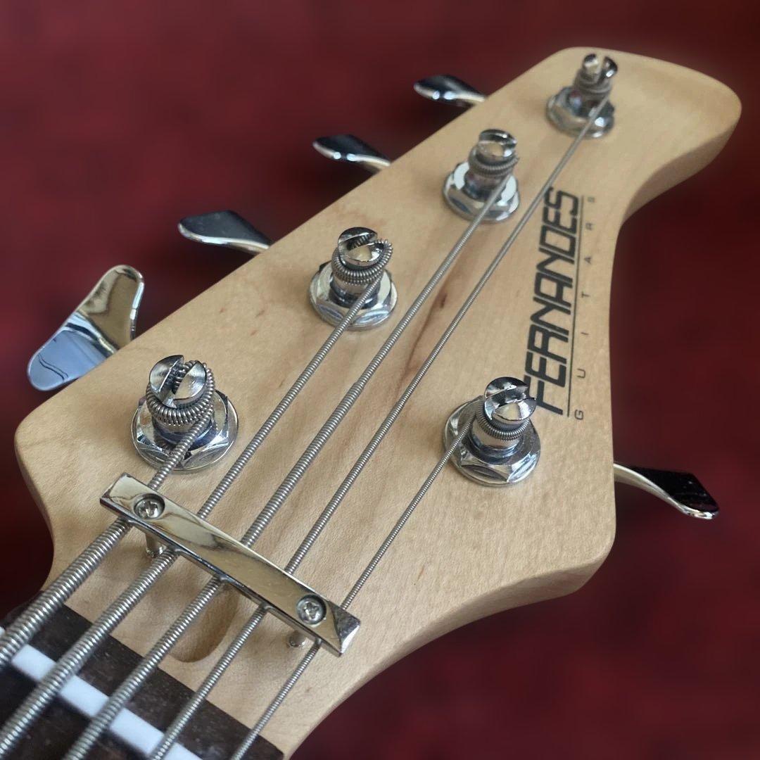 フェルナンデス5弦ベース