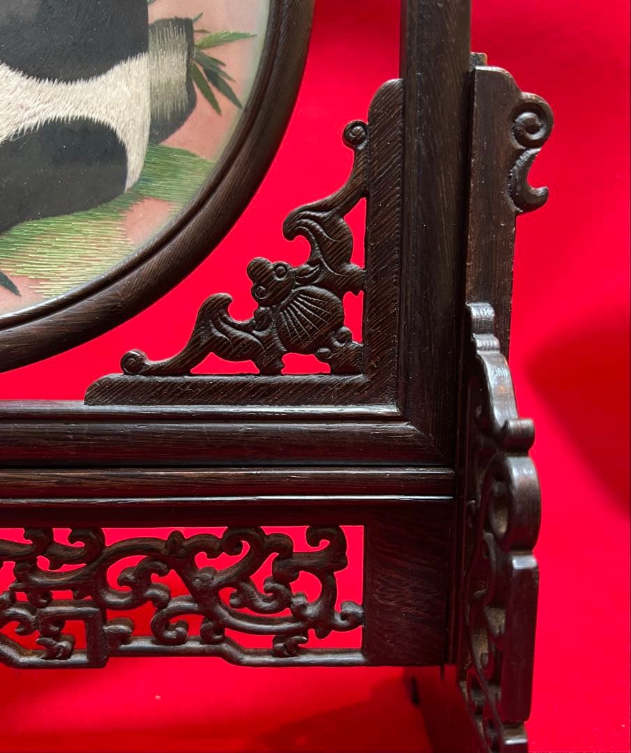 中国美術 古玩 熊猫 蝙蝠紋樣 細工雙面蜀繍硯屏 書道具 茶道具