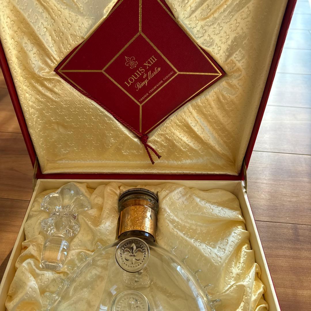 【バカラ社製】レミーマルタン ルイ13世 空瓶＆専用ボックス
