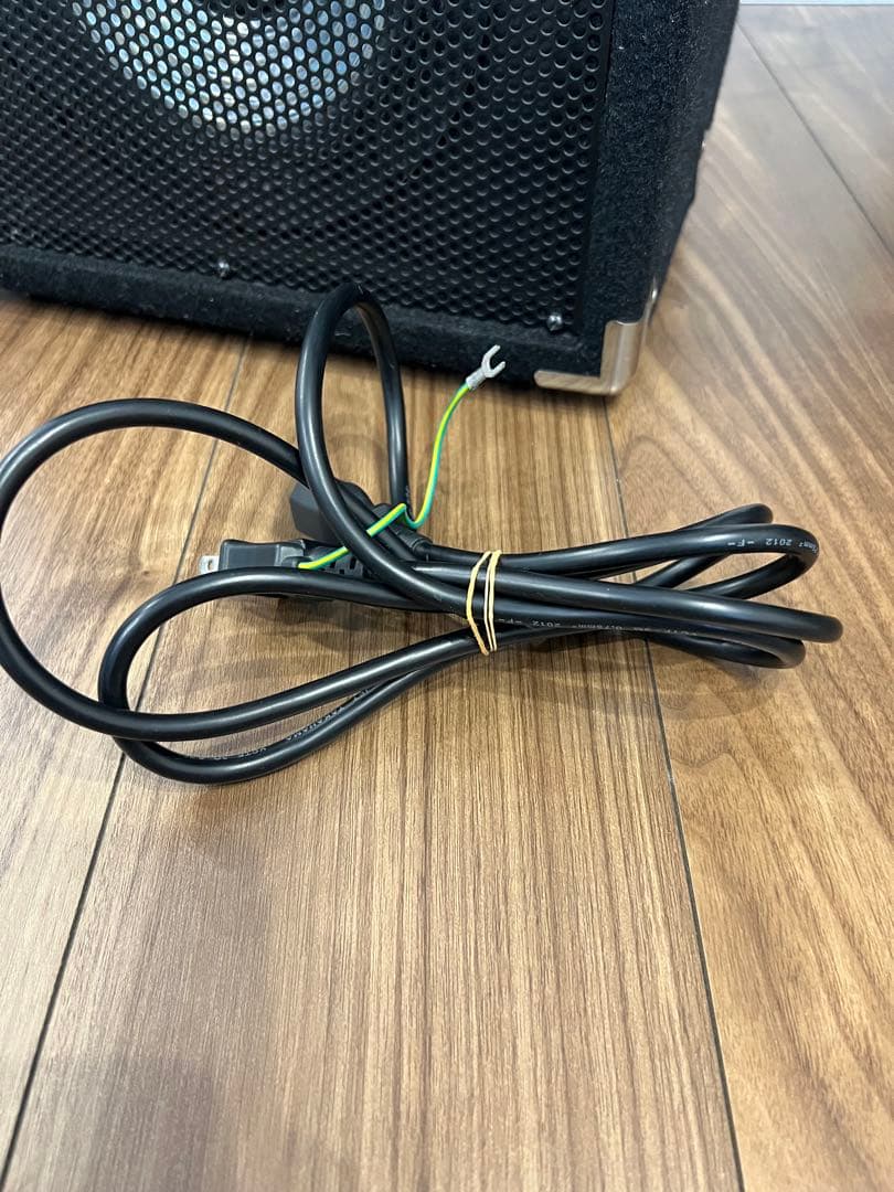 Hartke A25 ベース用アンプ