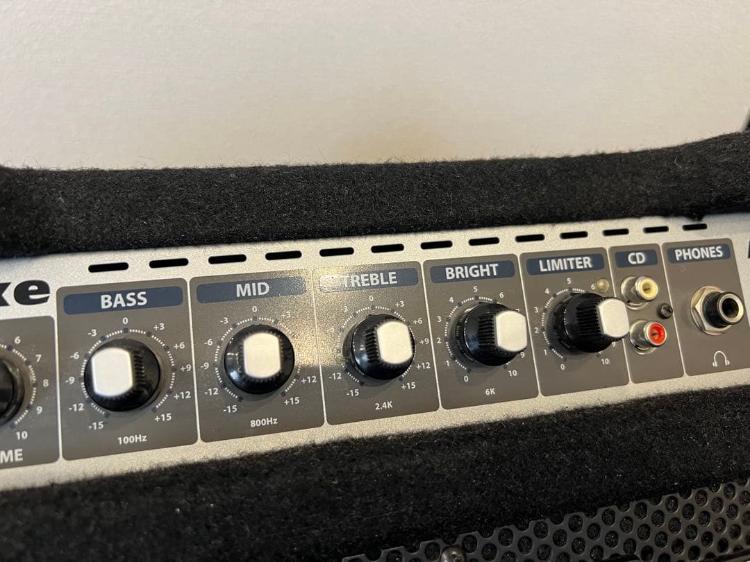 Hartke A25 ベース用アンプ