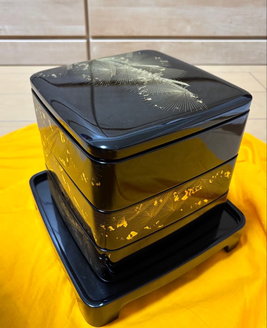 ３段重　輪島塗　沈金　招福枝　中谷耕一