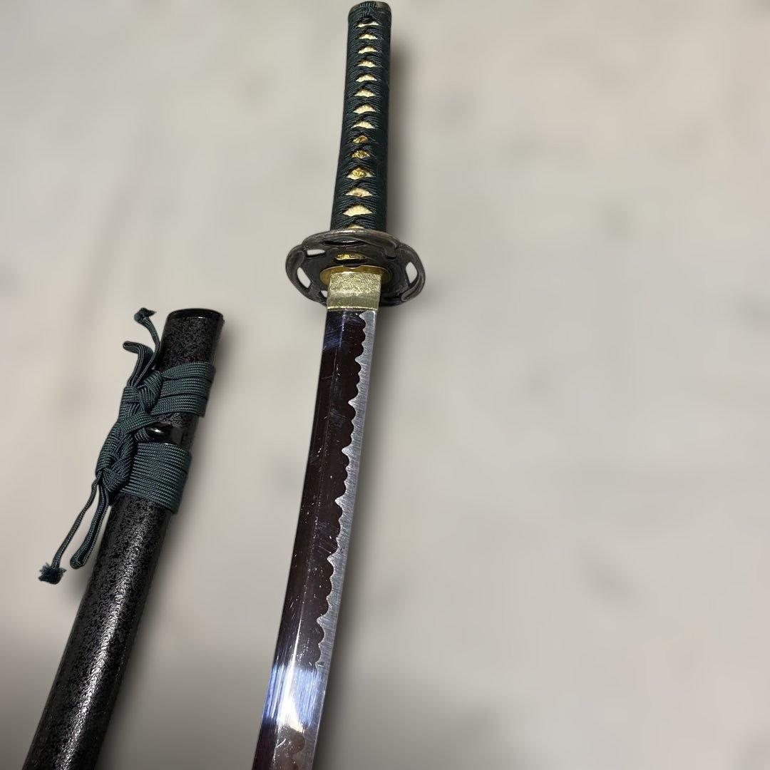 格安模造刀大刀 濃緑柄 波絵透し丸鍔 黒梨地鞘