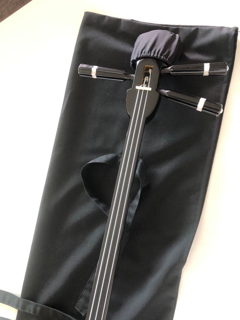 お値下げしました！新品！チューナー付ミニ三線！