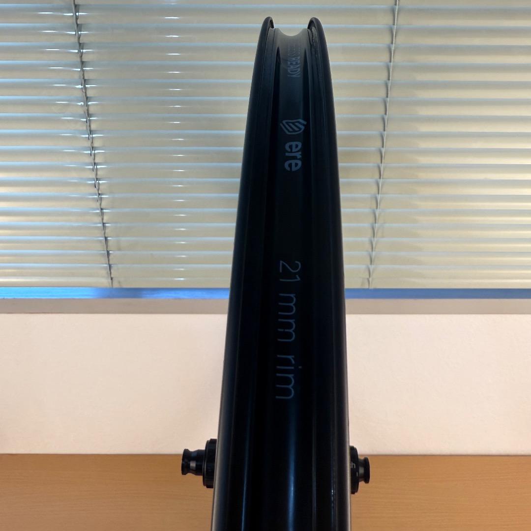 【美品】ERE RESEARCH GENUS SL30-R カーボンホイール