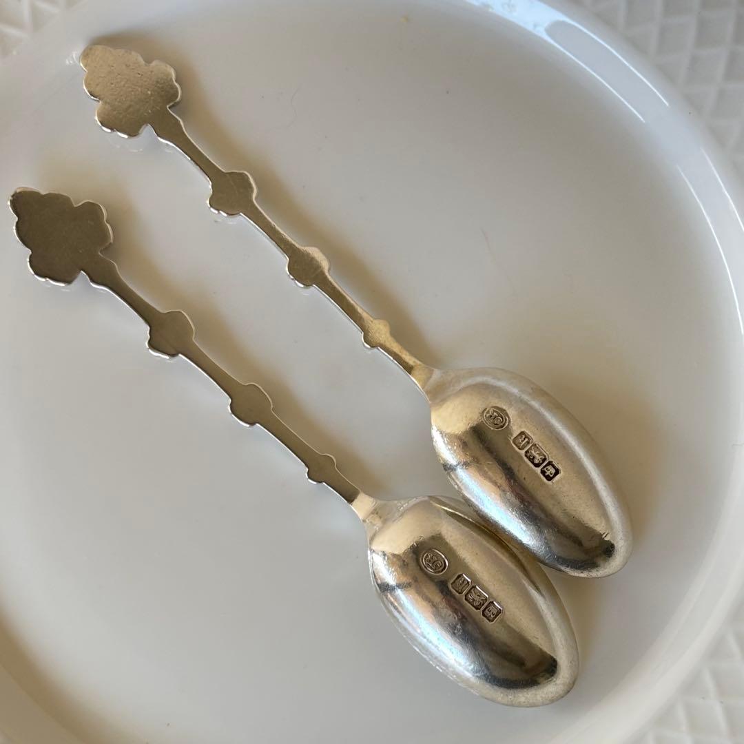 英国製　純銀　ティースプーンとシュガートング　シャムロック　クローバー