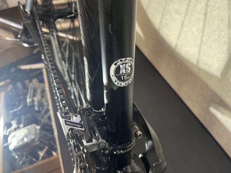 FUJI RAIZ クロスバイク　フジ