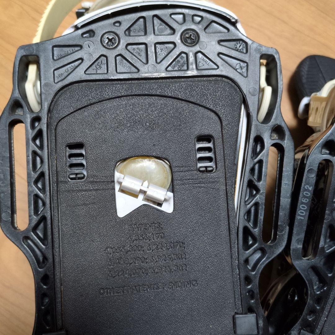 CARTEL スノーボードビンディング ブラック/ホワイト