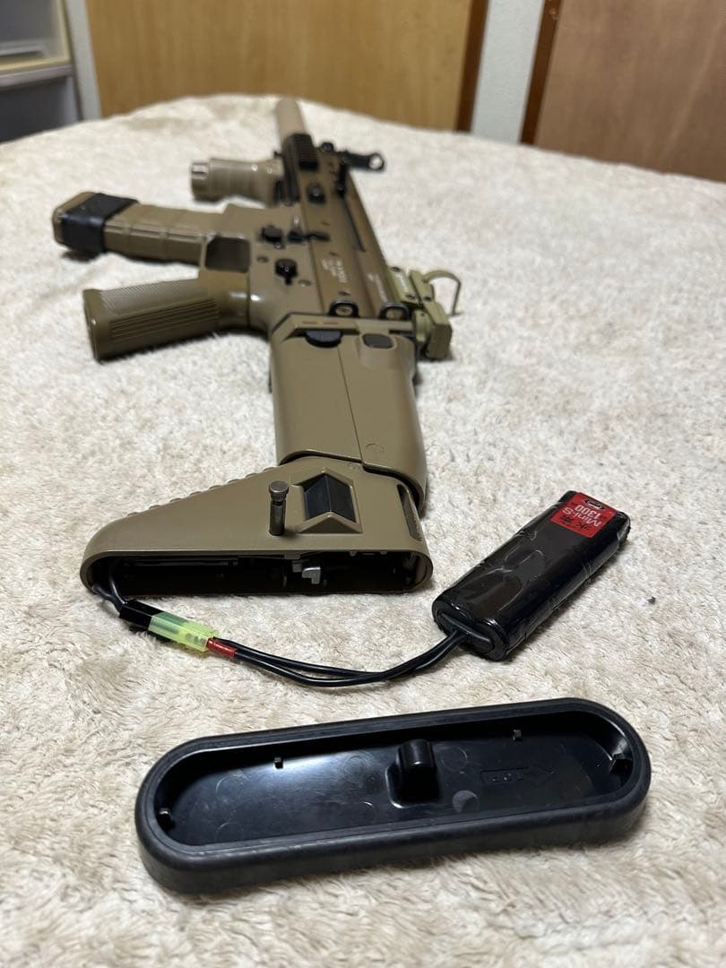 次世代電動ガン東京マルイ SCAR-L【FDE/タンカラー】