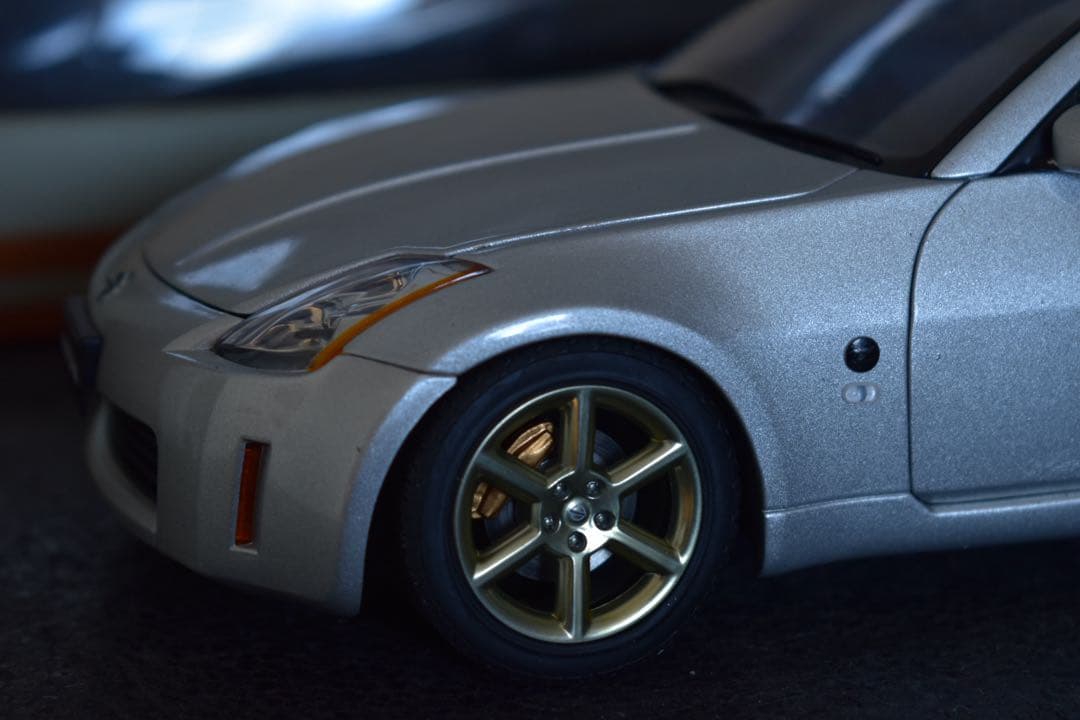 1/18 オートアート 日産 フェアレディZ Z33 350Z ミニカー