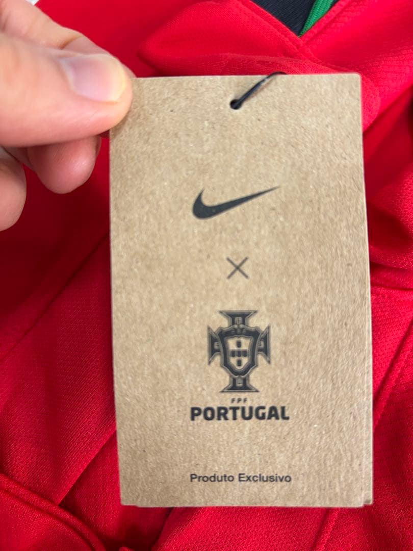 Nike エンジニアードデザイン シャツ M レッド