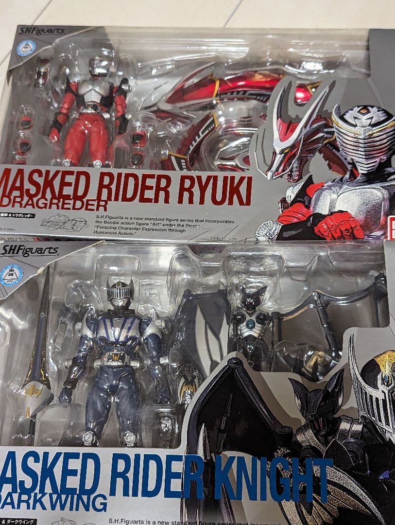 S.H figuarts 仮面ライダー龍騎17体セット