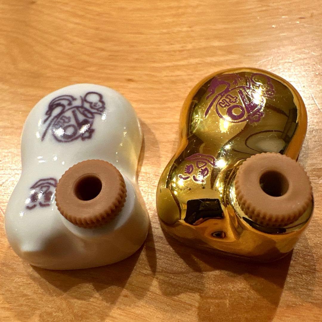 崎陽軒70周年記念レア品【金のひょうちゃん】 &70周年記念ひょうちゃん