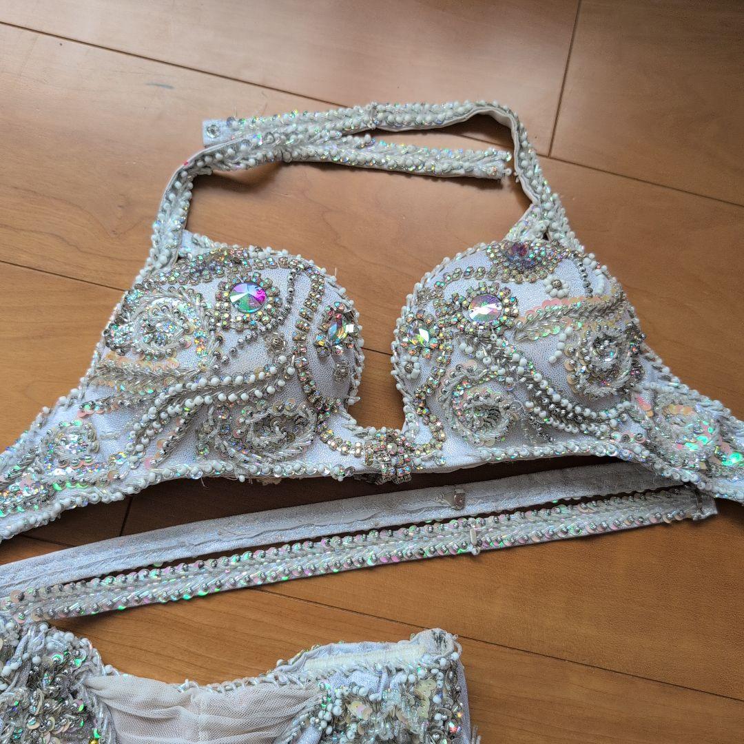 ホワイトベリーダンスセットアップ　高身長におすすめ