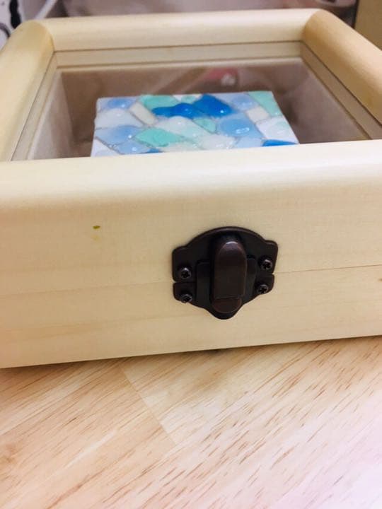 抽象画  溢れ出る青