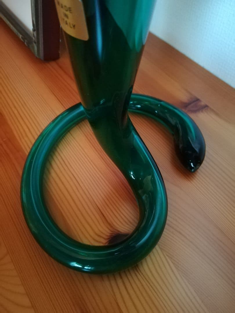 ✨緑色のイタリア製のガラスアート