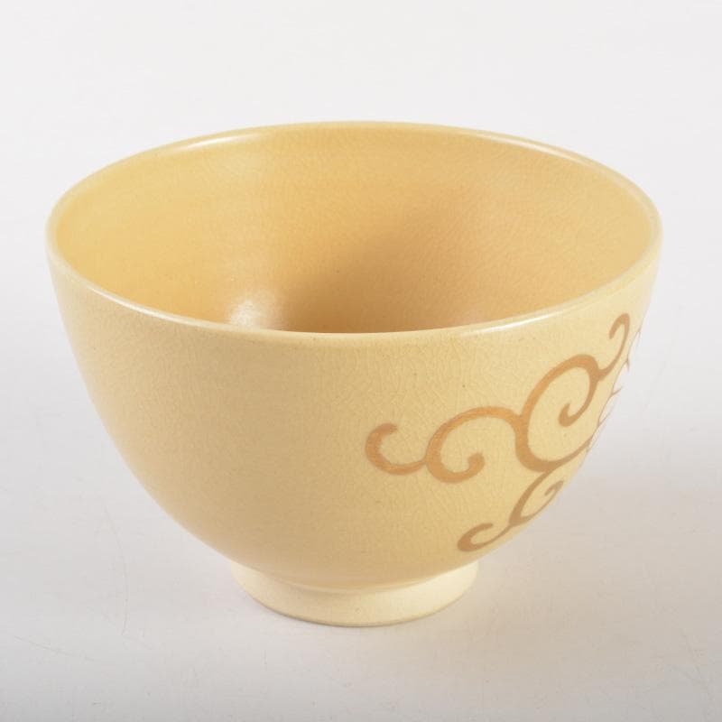 茶道具　京焼　田中香泉造　色絵金彩　菊唐草文　茶碗　共箱　N　6510