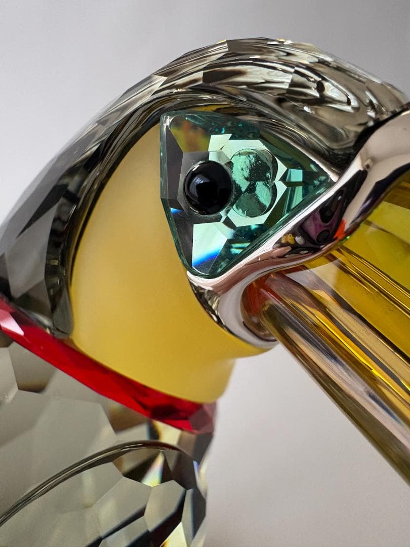 SWAROVSKI オオハシ ブラックダイヤモンド フィギュリン