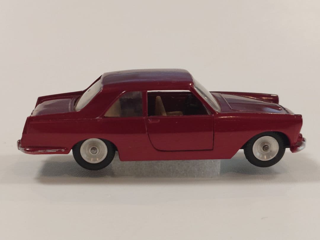 ミニカー SOLIDO 121 LANCIA FLANINHA COUPE