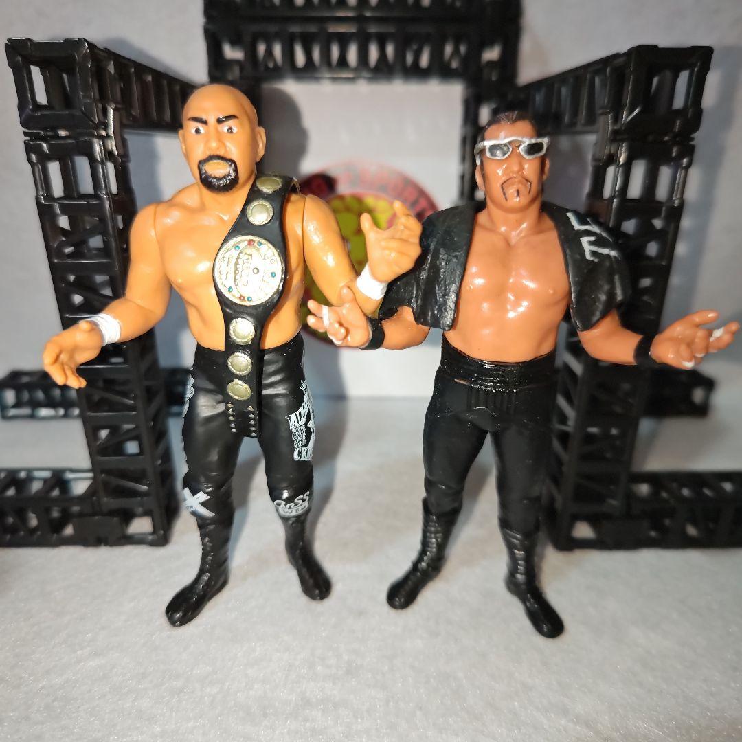 【闘魂三銃士　ベルト2本付】武藤敬司&蝶野正洋&橋本真也フィギュアセット