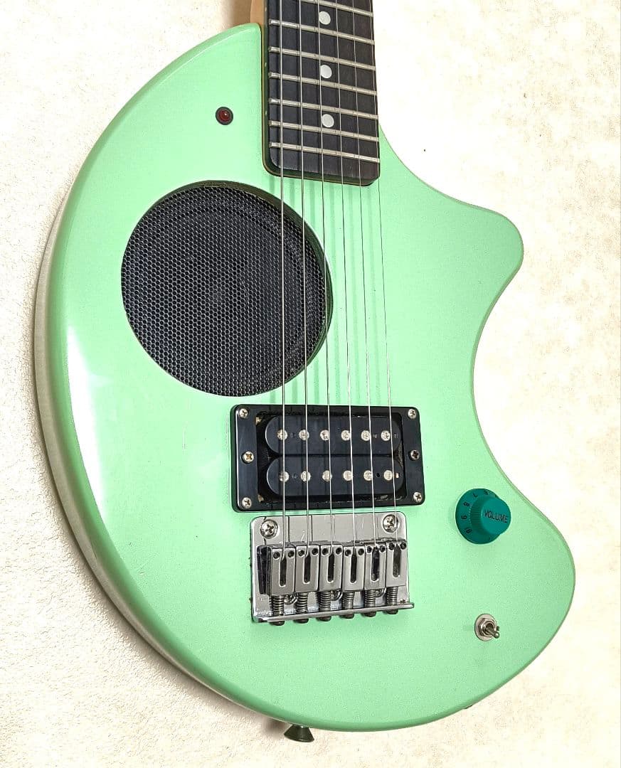 【美品】ZO-3 ミントグリーン アンプ内蔵ミニギター ヘッドフォン端子付
