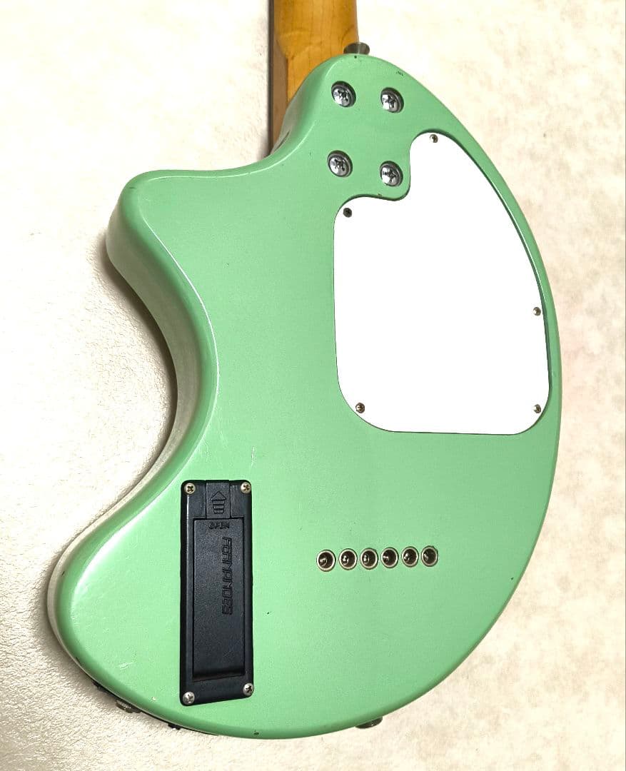 【美品】ZO-3 ミントグリーン アンプ内蔵ミニギター ヘッドフォン端子付