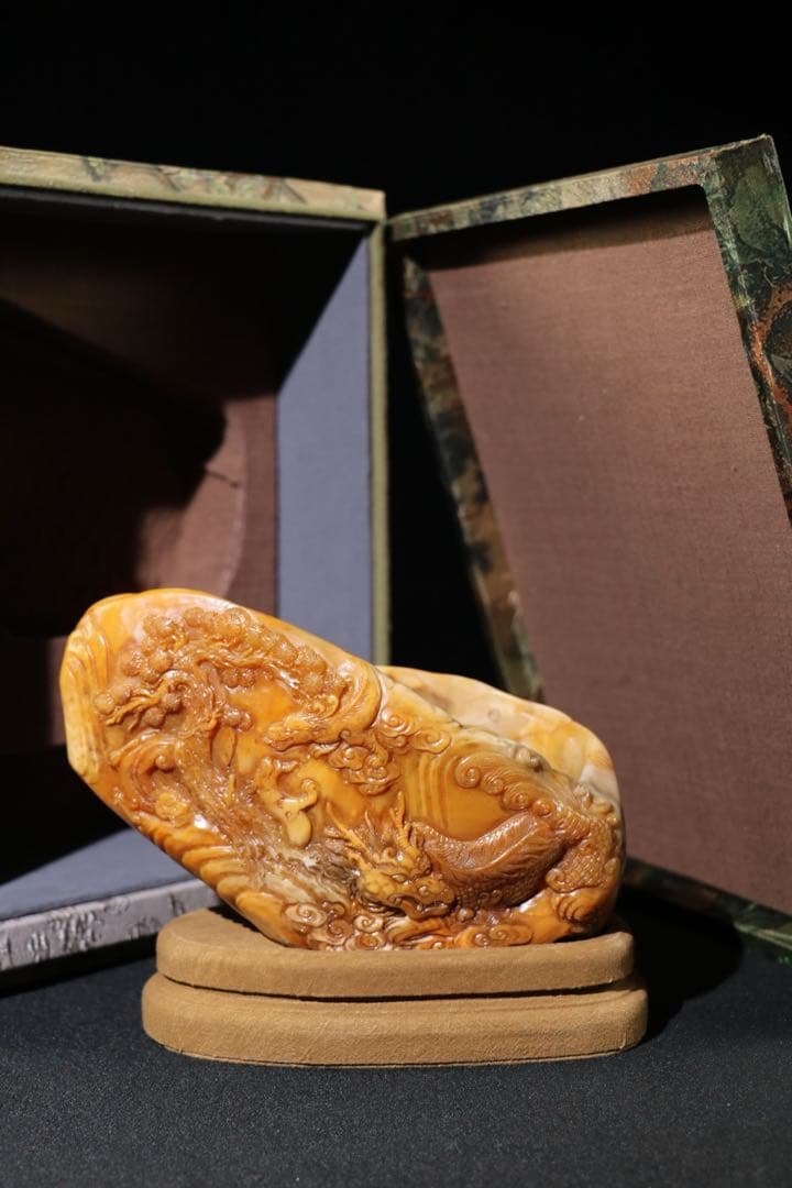 旧蔵　時代物　逸品　文房具筆洗　田黄石　山中龍 螭龍　清国時代彫刻　骨董品レア