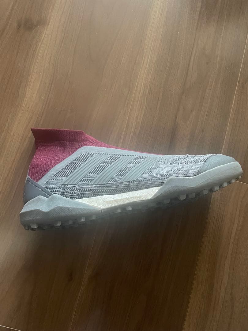 【美品、希少】adidas 26cm プレデター18ポグバモデル　フットサル