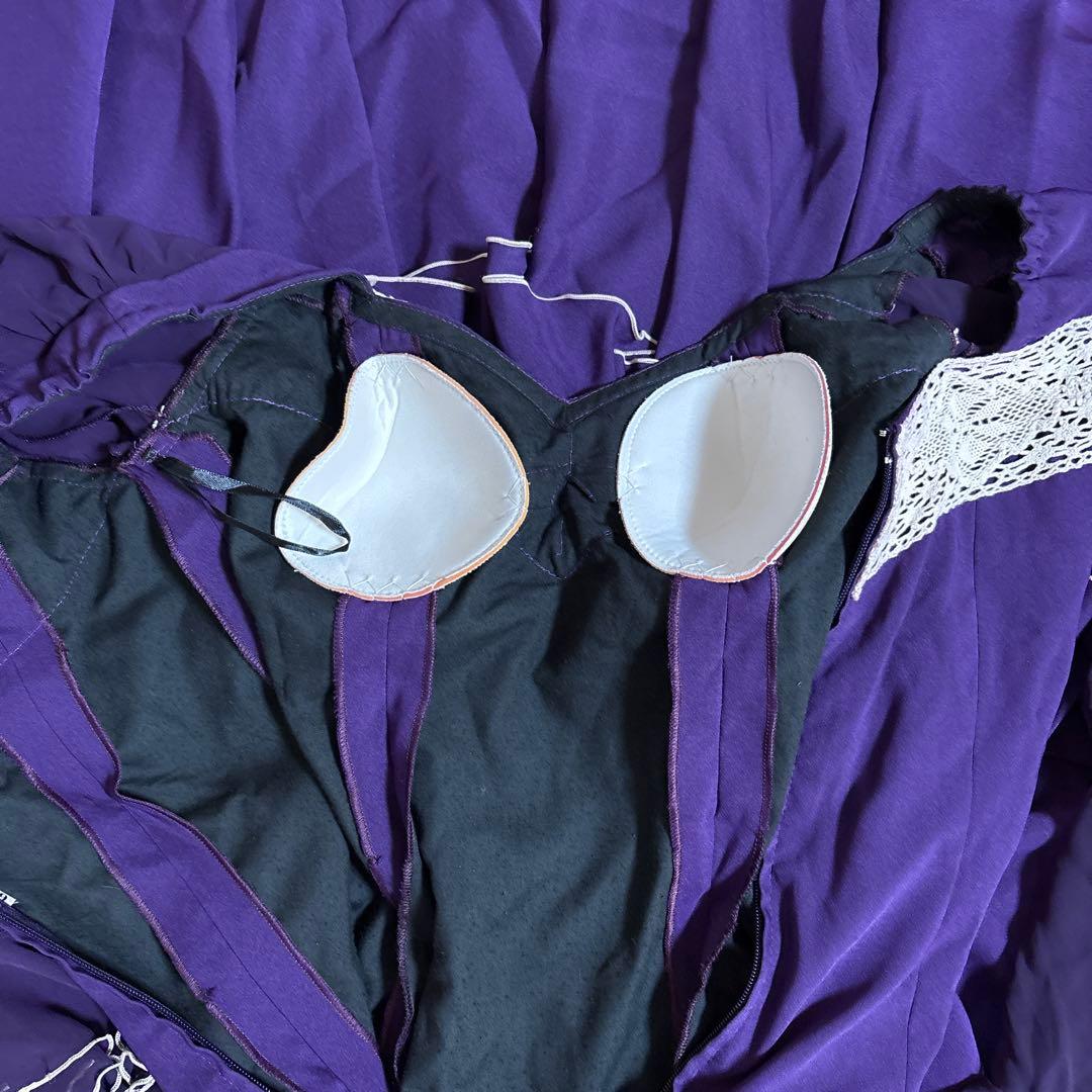 フラメンコ衣装　ドレス　レース装飾付き