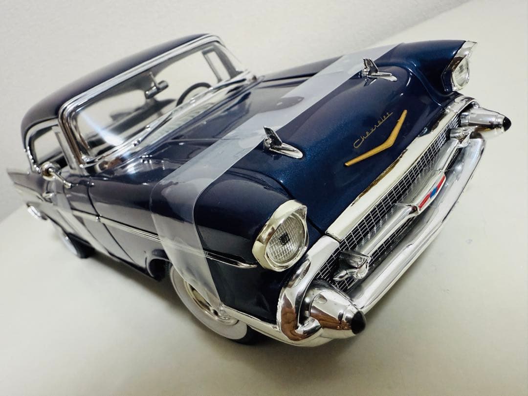 アーテル/'57 Chevyシボレー BelAirベルエア アメグラ 1/18