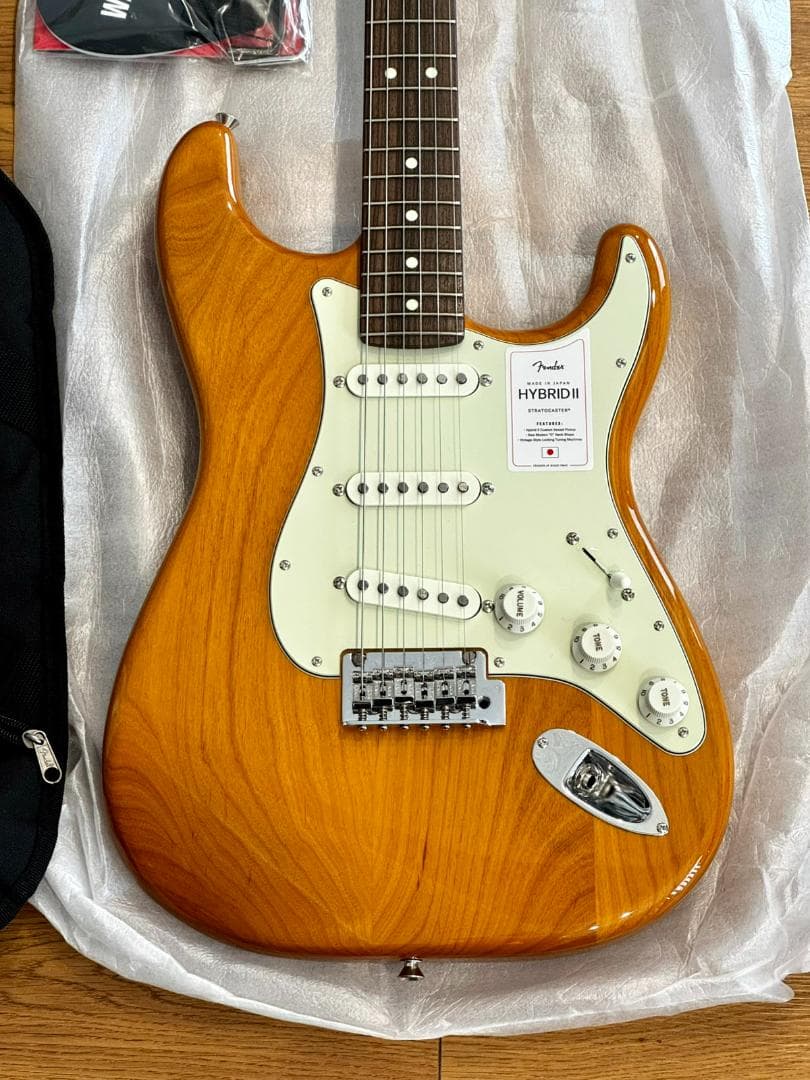 Fender MIJ Hybrid II Stratocaster ナチュラル