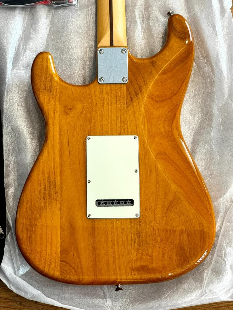 Fender MIJ Hybrid II Stratocaster ナチュラル