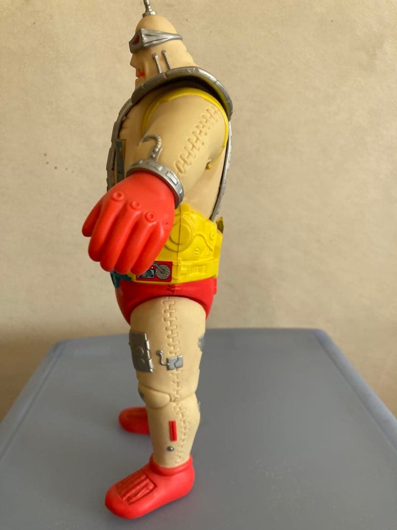 ミュータントタートルズ フィギュア　アンドロイドボディ